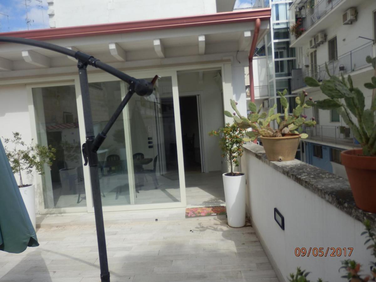 Вилла Casa Lauretta - Terrazza - Garage Wifi E Bici Gratuite Лечче Экстерьер фото