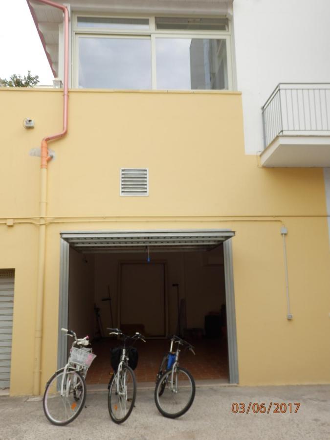 Вилла Casa Lauretta - Terrazza - Garage Wifi E Bici Gratuite Лечче Экстерьер фото